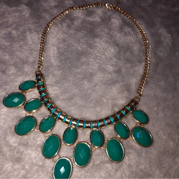 Green Enamel Necklace - Picture 2 of 7